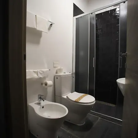 Hotell Tiby 3*