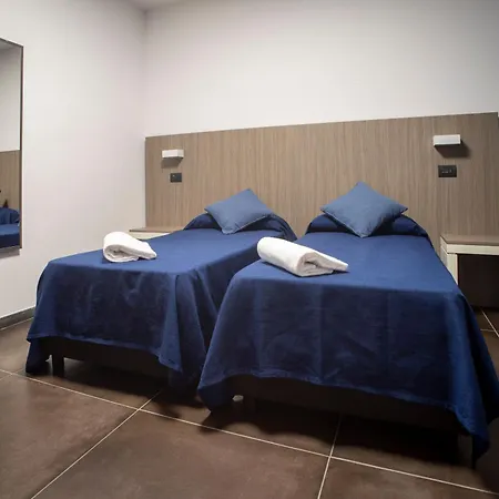 Tiby Hotell