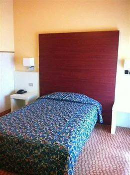 Hotell Tiby 3*