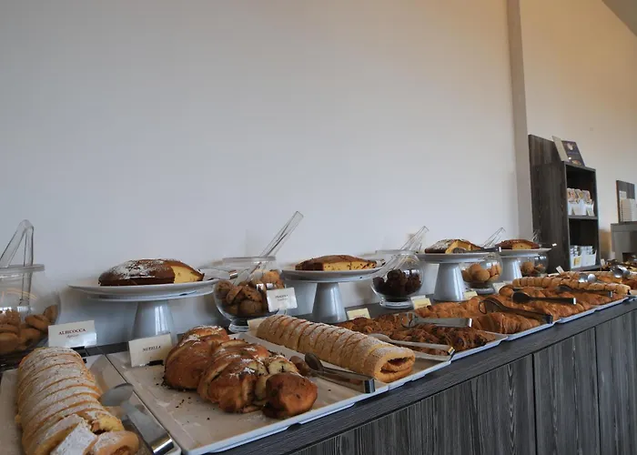 Tiby Ξενοδοχείο 3*