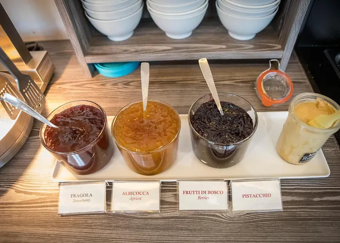 Tiby Ξενοδοχείο Μόντενα