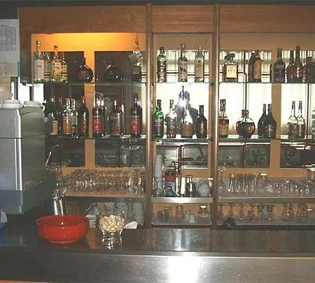 Tiby מלון 3*