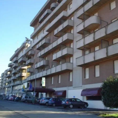 Tiby Hotel